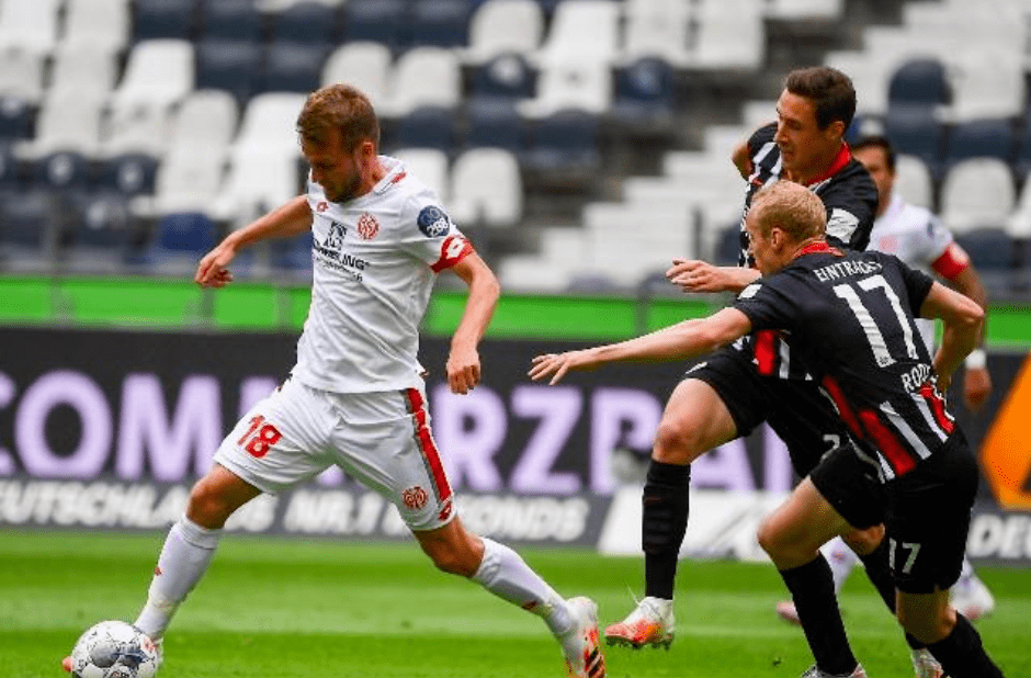 游戏下载-关于足总杯赛后走向成谜，多特蒙德回应争议，管理层满意，年轻球员得到机会的信息