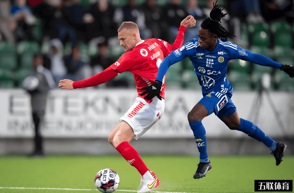 九游-阿贾克斯训练开放日；关键时刻调整名单引欢呼；葡超在即；数据趋势出现新变化(内马尔fg梅西)