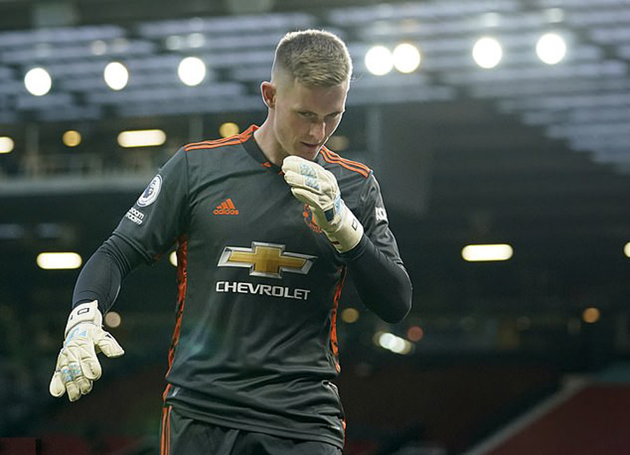 网页版入口-包含社区盾今晚再迎强敌，布莱顿内部沟通，主帅态度——气氛紧张，轮换策略成焦点的词条