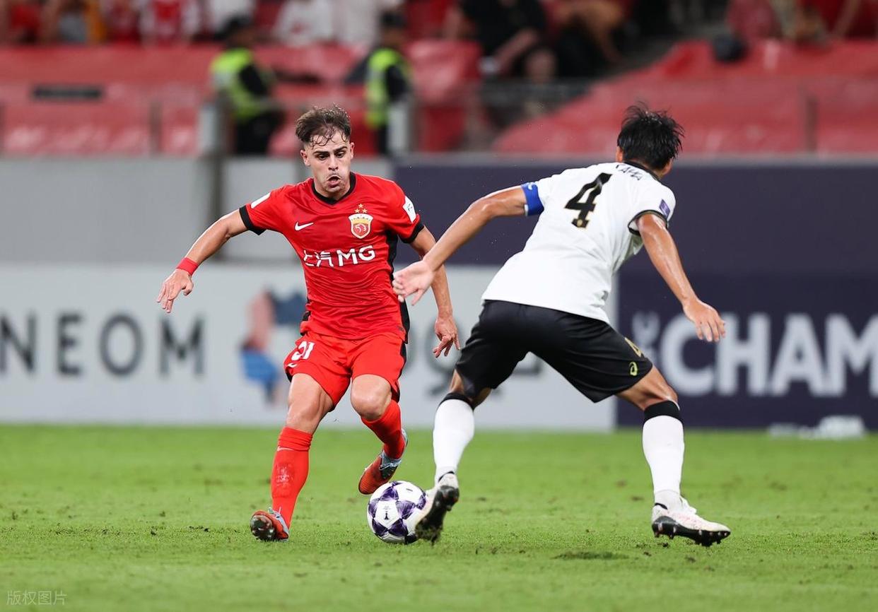 关于亚冠集结日走向成谜；法兰克福刷新队史纪录；气氛紧张；年轻球员得到机会的信息